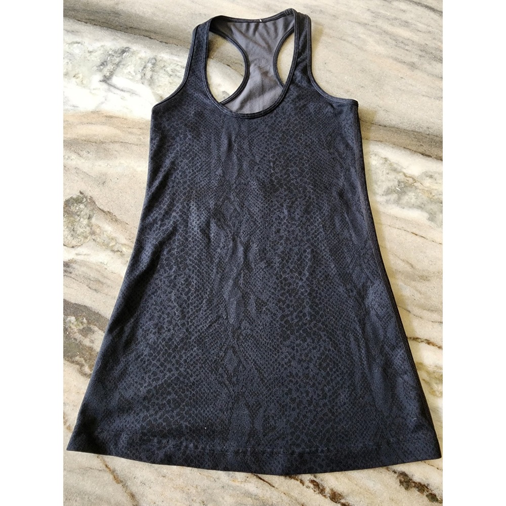 Lululemon Cool Racerback Tank Top Black Gray Snakeskin Print Small Yoga Gym